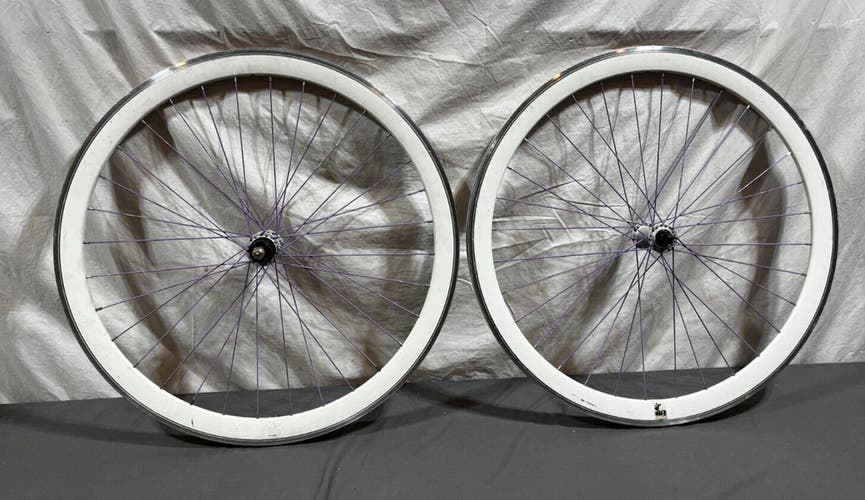 C8 32-Spoke White/Purple Aero Aluminum 700C City Bike Wheels Locking Skewers