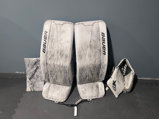 Used 33" Regular Goalie Full Set