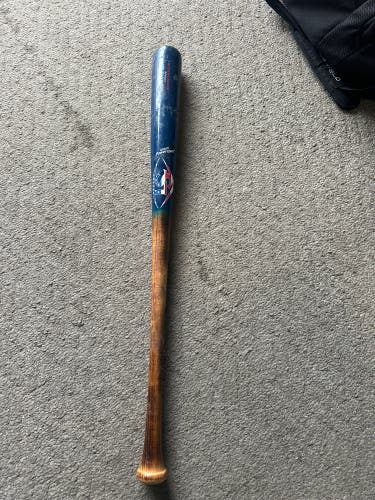 2022 Maple (-3) 29 oz 32" MLB Prime Maple Bat