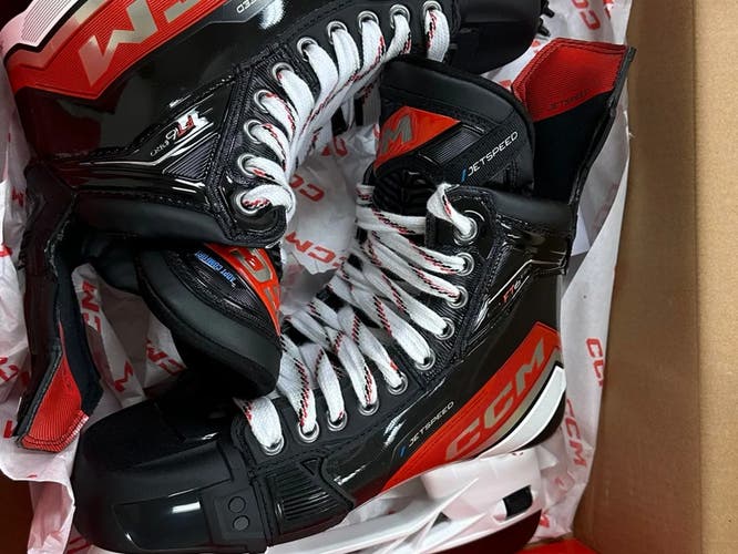 Brand New CCM FT6 Pro Hockey Skates 6.5 Wide