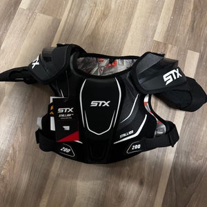 Youth Small STX Stallion 200 Shoulder Pads