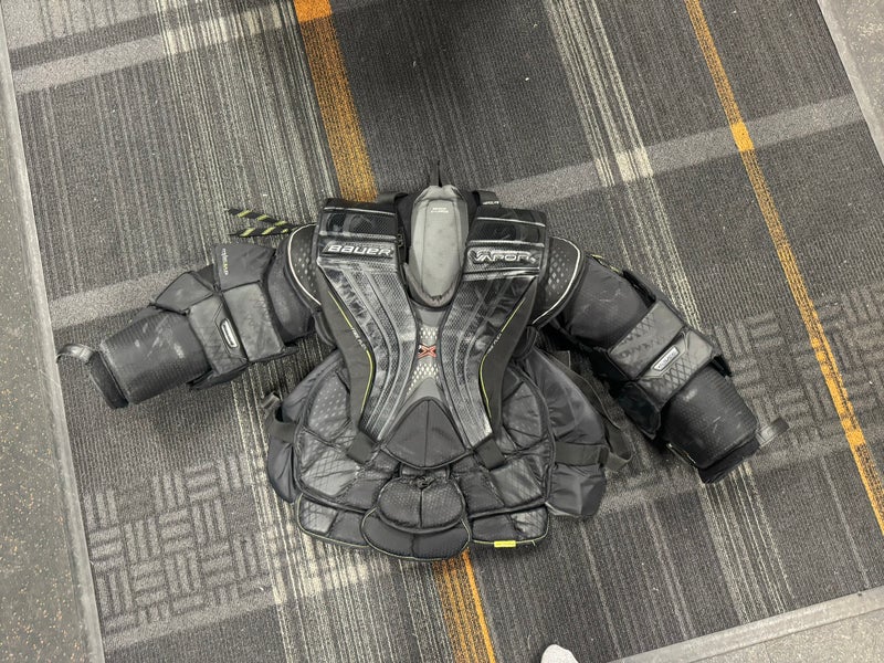 Used XL Bauer Vapor 2X Pro Goalie Chest Protector
