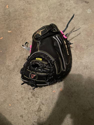 All-Star catches mitt