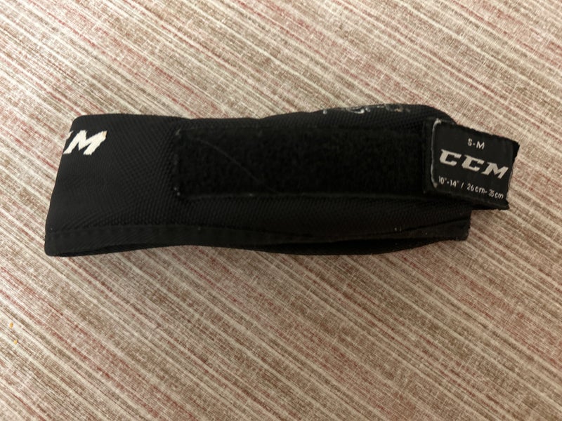 CCM Small-Medium NG600 Neck Guard