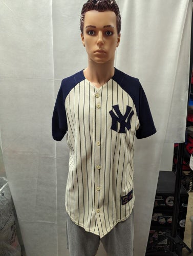 New York Yankees Majestic Cooperstown Collection Jersey M MLB