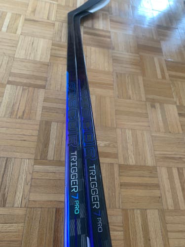 2 Pack Righty P28 Pro Stock RibCor Trigger 7 Pro Hockey Sticks 85 Flex