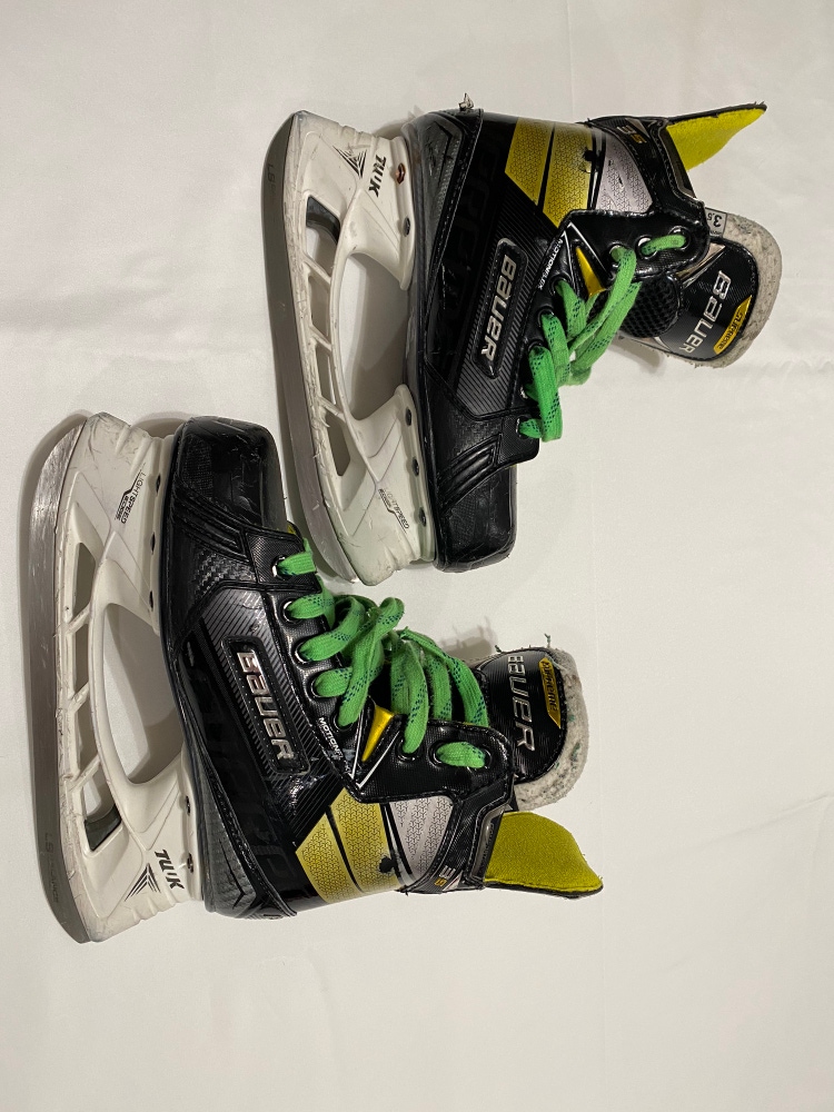 Junior Used Bauer Supreme 3S Hockey Skates D&R (Regular) 3.5