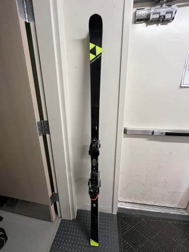 Men's 2020 RC4 World Cup GS Skis