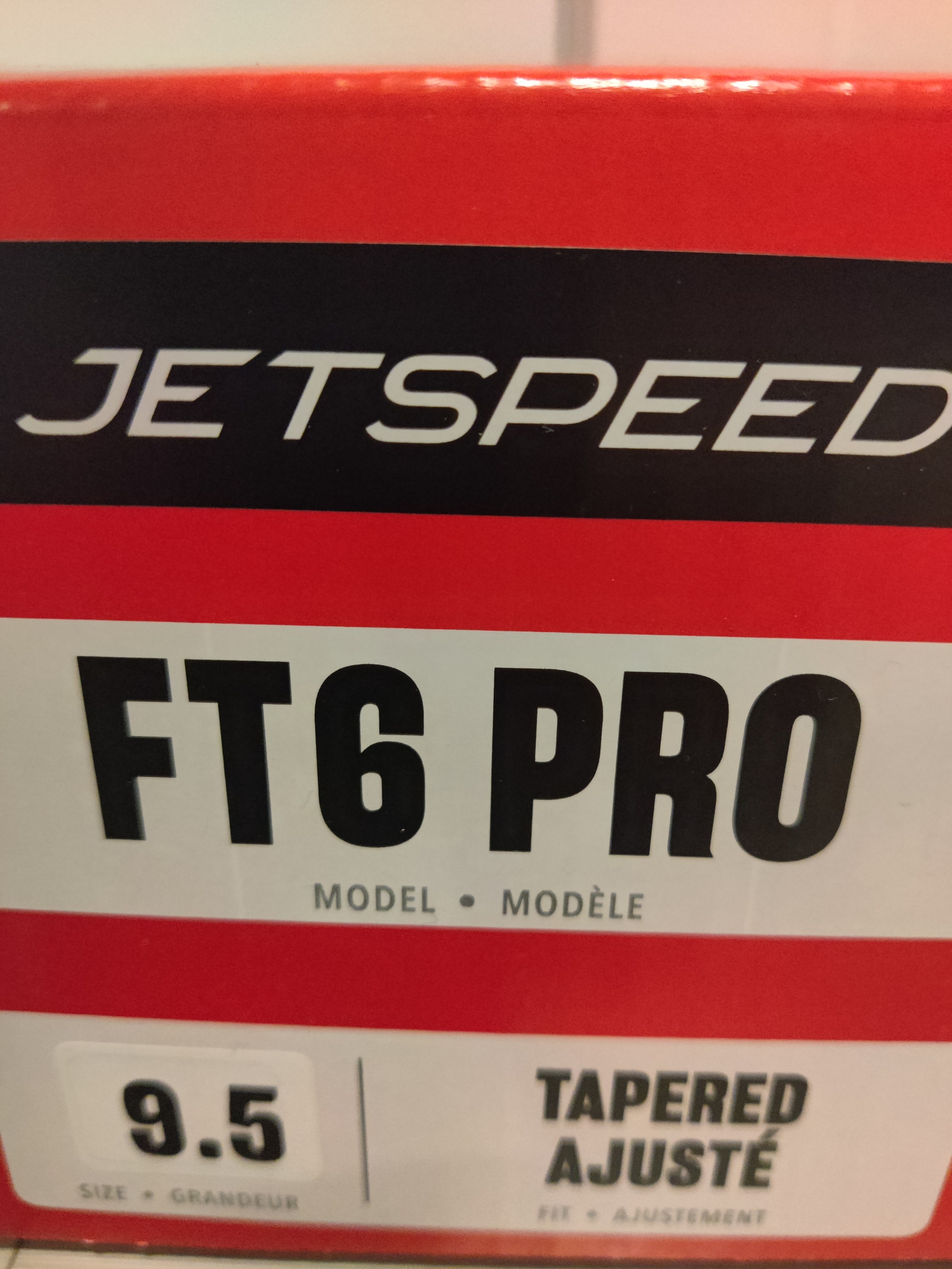 New Senior CCM JetSpeed FT6 Pro Hockey Skates Narrow Width 9.5