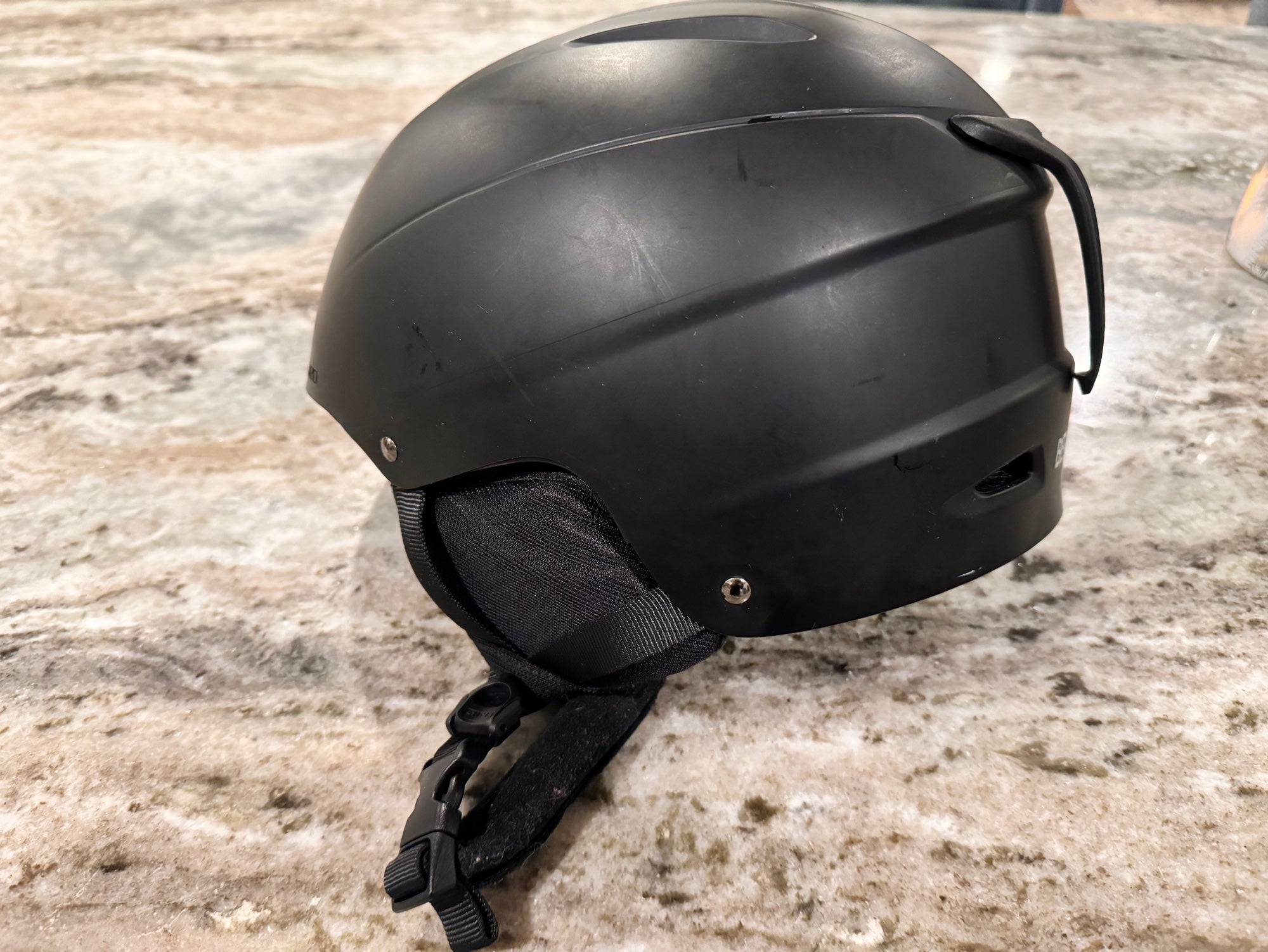 Helmet Used Unisex Large Bevel | SidelineSwap