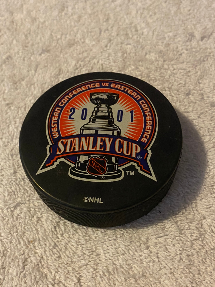 2001 NHL Stanley Cup Finals Hockey Puck
