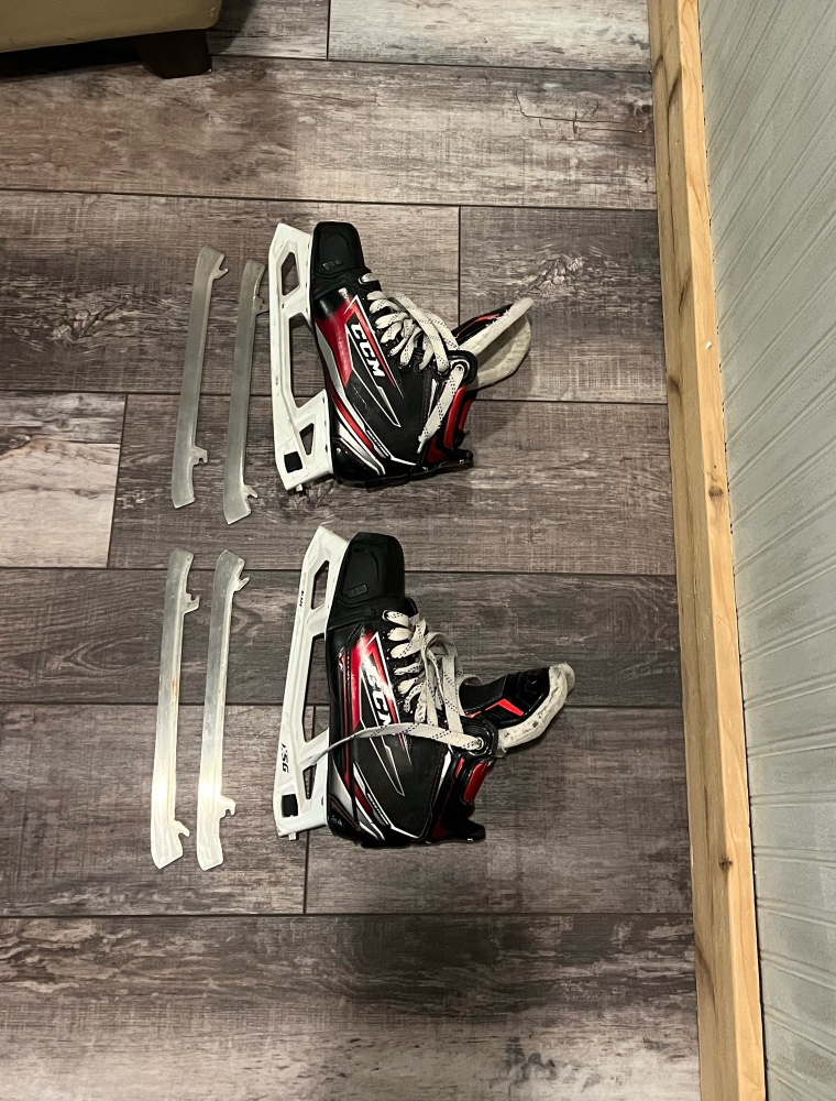 CCM Jetspeed FT480 Hockey Goalie Skates with Extra Blades