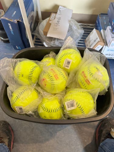 Worth 12" USSSA Hot Dot Slowpitch Softballs UHD12SY