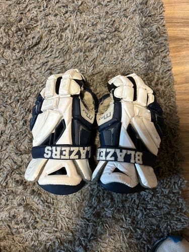 Used Maverik 13" Max Lacrosse Gloves