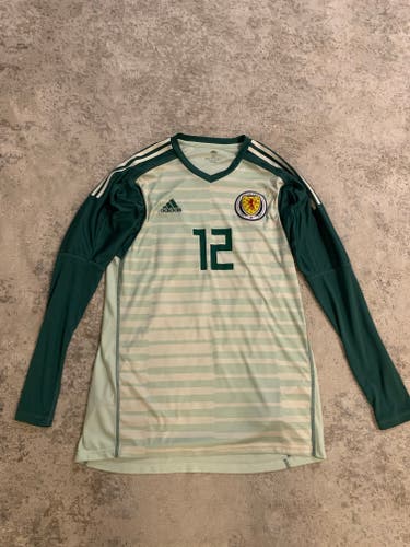 Scotland 2018-20 Authentic Player Issued Goalkeeper Jersey - Green - Size M - Excellent Condition