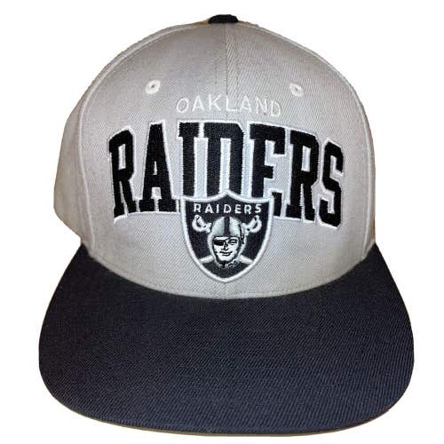 Oakland Raiders Mitchell & Ness Vintage Collection Snapback Hat