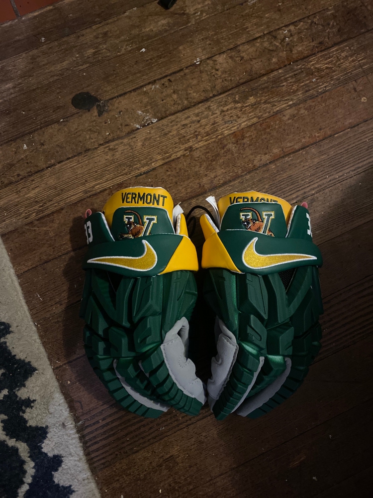 Vermont Team Issued Nike Vapor Premier Lacrosse Gloves 13”