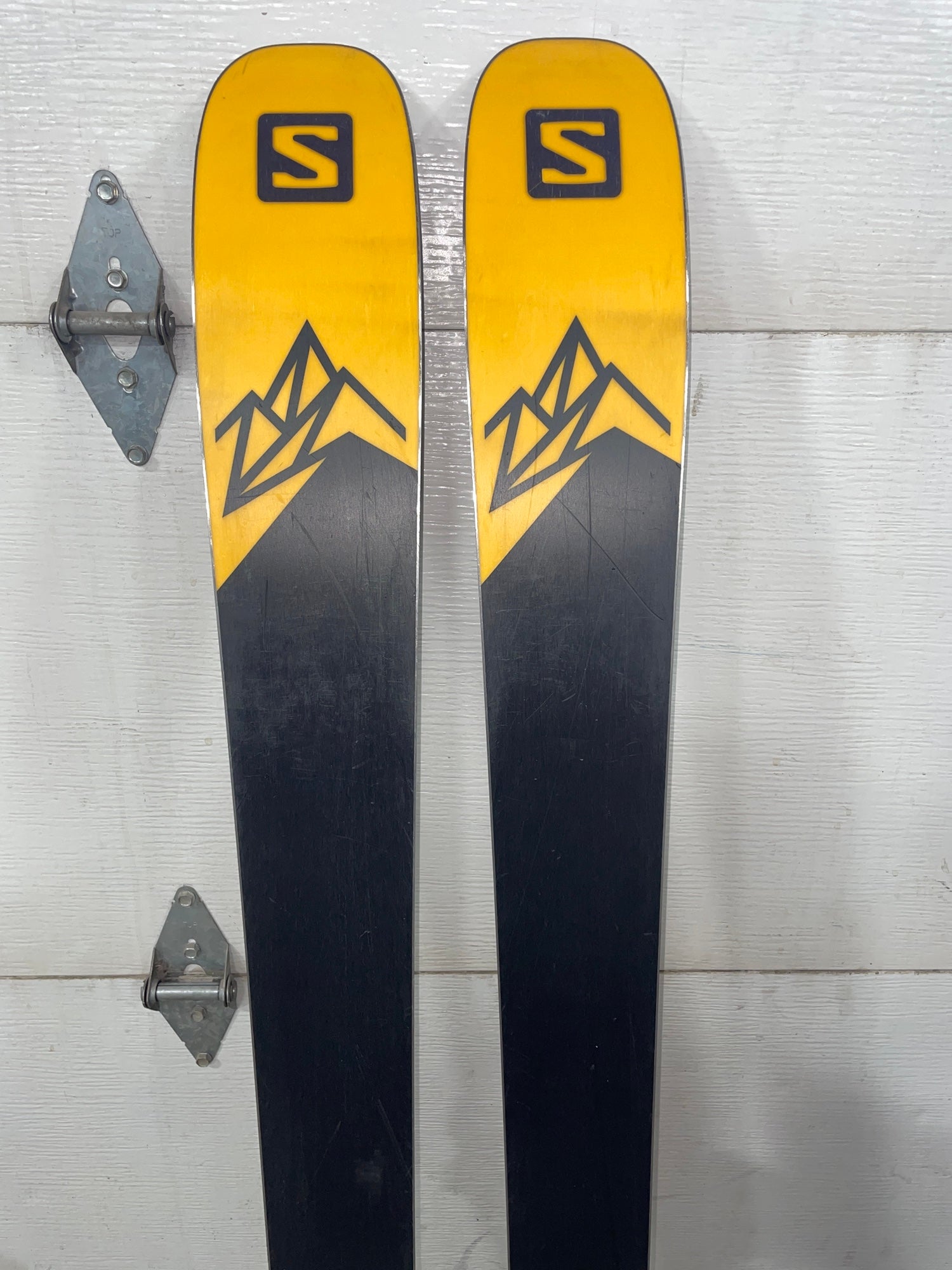 Used 2020 Salomon QST 92 Demo Ski with Look NX 12 Bindings Size