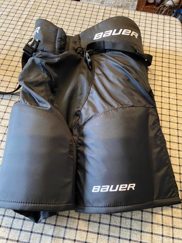 Bauer Challenger Sr pants.