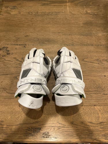 Used  Maverik 13" M5 Lacrosse Gloves