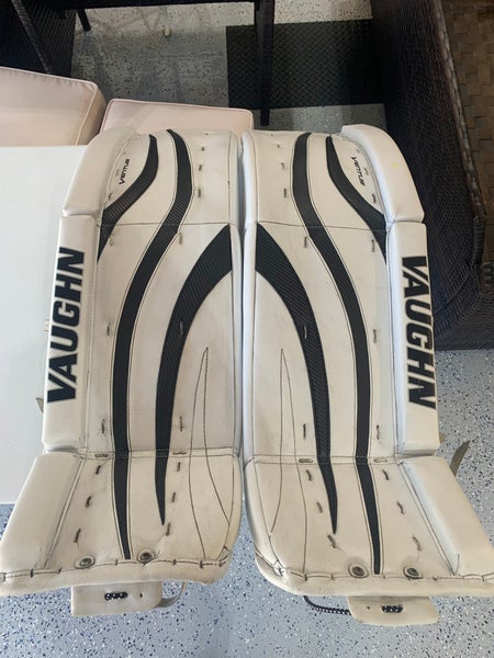 Vaughn Ventus LT 88 36”+2” Goalie Leg Pads