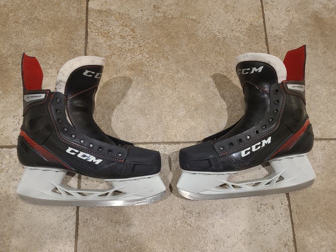 Used Senior CCM JetSpeed FT455 Hockey Skates Regular Width 9