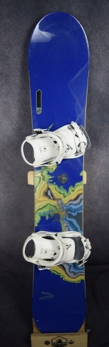 BURTON FRONTIER SNOWBOARD SIZE 166 CM WITH NEW CHANRICH size BINDINGS