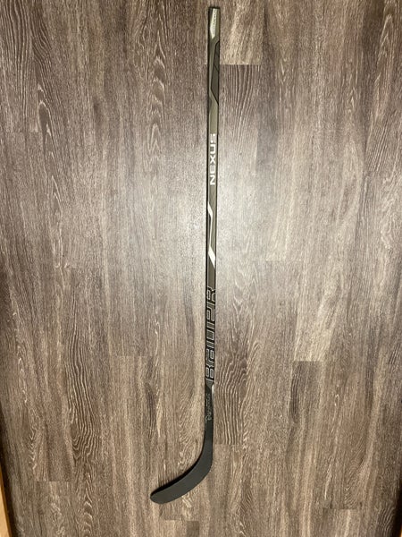 Senior Left Hand P88 Nexus 600 Hockey Stick