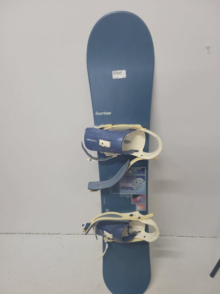 Used Men's Burton Charger 61 Snowboard With Bindings and Bag