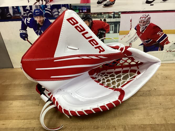 New Regular Bauer Vapor 3X-Int Red and white