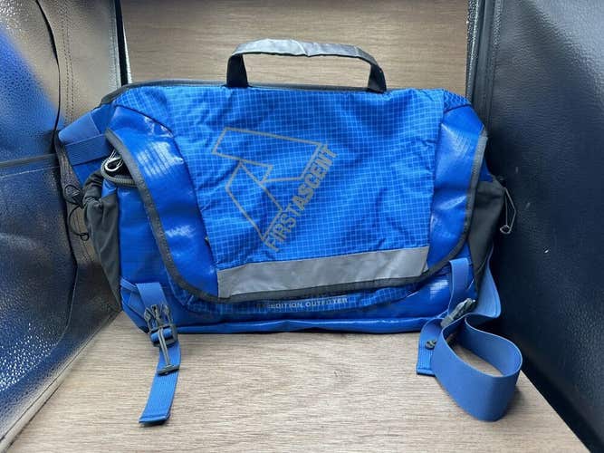 Eddie Bauer Messenger Bag Laptop Bag First Ascent Blue