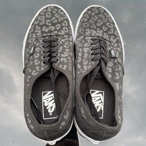 Vans Off The Wall RARE Low Skate Shoes Size 8 Mens / Womens 9.5 TB4R