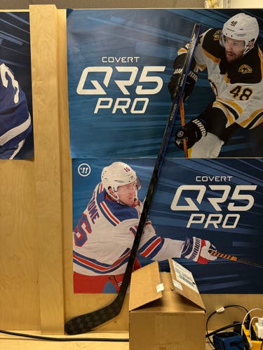 Junior Right Handed CCM RibCor Trigger 7 Pro Hockey Stick P28