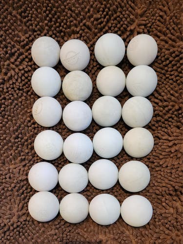 24 Pack Lacrosse Balls (White)