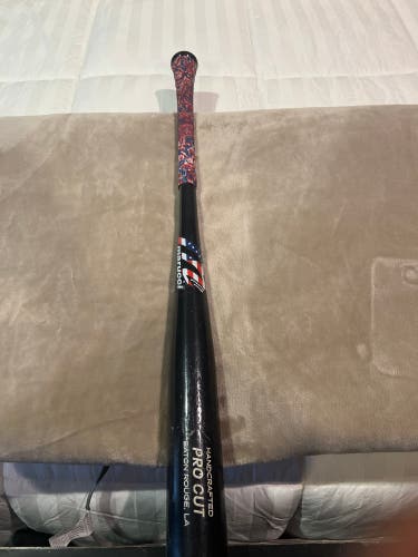 Wood (-5) 28 oz 31" Pro Cut Bat