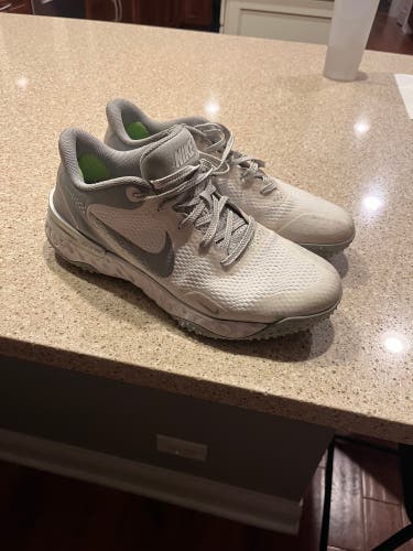 BEST DEAL NIKE TURF CLEATS/SHOES White Adult Size 9.5 Nike Nike alpha huarache elite 3