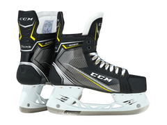 Junior New CCM Tacks 9060 Hockey Skates Regular Width Size 3.5