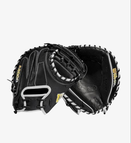 New 2023 Wilson Right Hand Throw Catcher's A2000 Baseball Glove 33.5"