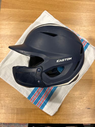 Used 7 1/8 - 7 3/4 Easton Elite X Batting Helmet
