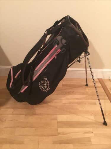 Titleist Ladies Stand Golf Bag with 4-way Dividers (No Rain Cover)
