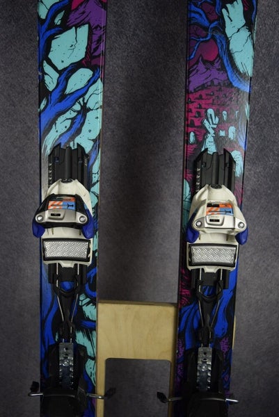 k2 amp force skis 2011 A.M.P. Rictor + MX 12.0 Bindings Its narrow enough to provide rock K2 AMP Strike Skis -
