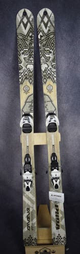 VOLKL AMARUQ SKIS SIZE 177 CM WITH NEW ATOMIC WARDEN BINDINGS