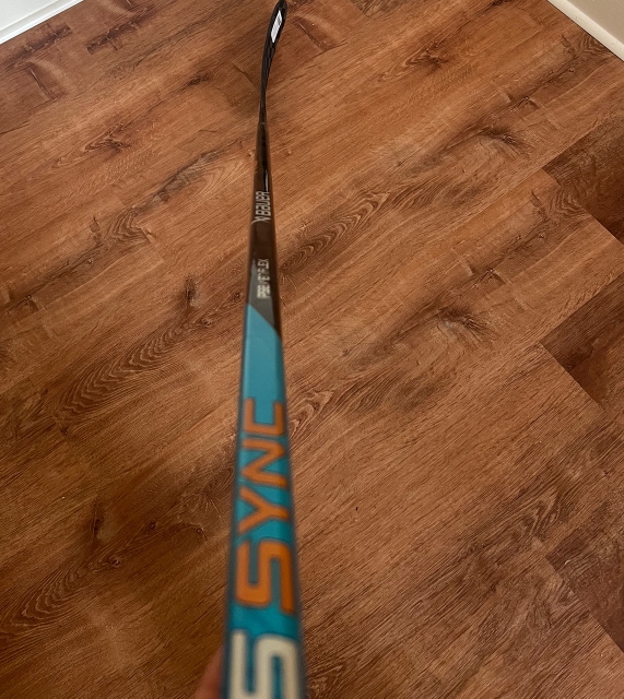 New Left Hand P92 Nexus Sync Hockey Stick