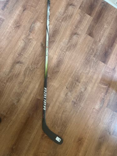 Senior Left Hand P92 Vapor Hyperlite 2 Hockey Stick