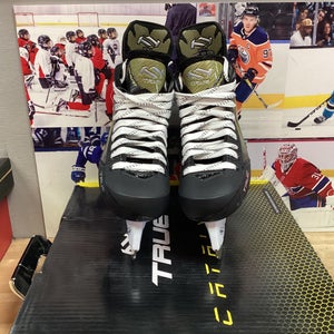 Senior New True Catalyst 7 Hockey Skates Regular Width