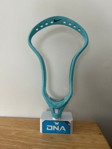 Teal Nike CEO *Dye issue*