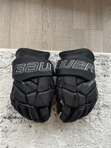 New Bauer 14" Supreme Mach Gloves