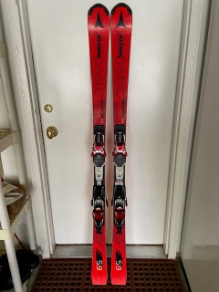 Used 2021 Atomic 157 cm Racing Redster SL Skis With Bindings Max Din 18