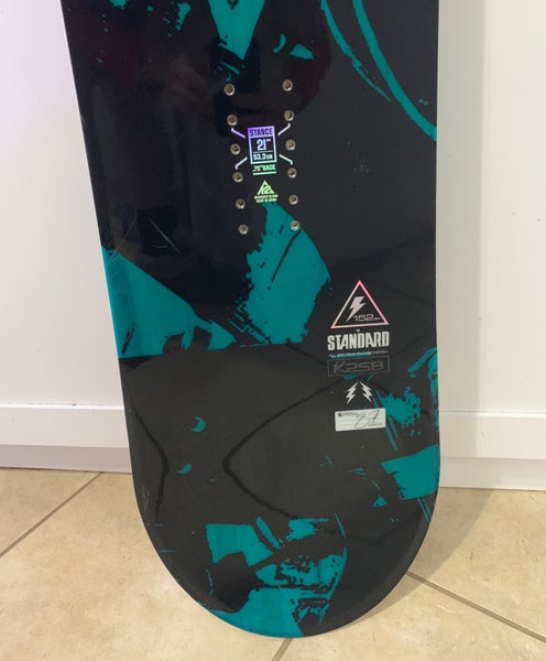 2016 K2 Standard Snowboard 152 | SidelineSwap | Buy and Sell on