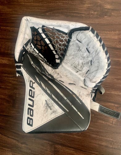 Bauer Vapor 3X Hockey Goalie Glove